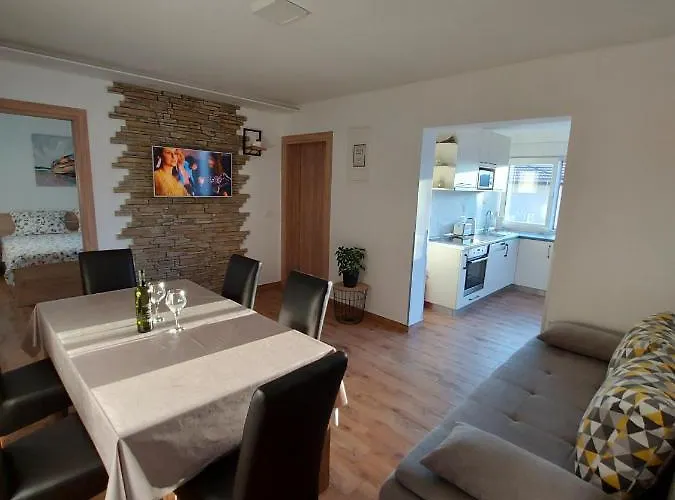 Apartman Gracia & Toni Trogir