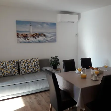 Gracia & Toni Apartman Trogir