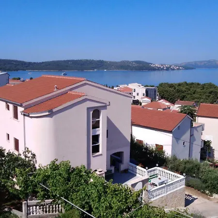 Gracia & Toni Trogir