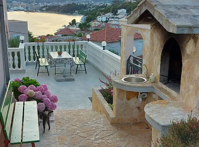 Gracia & Toni Apartamento