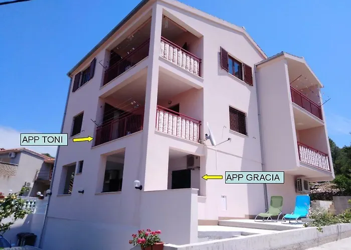Gracia & Toni Apartamento *