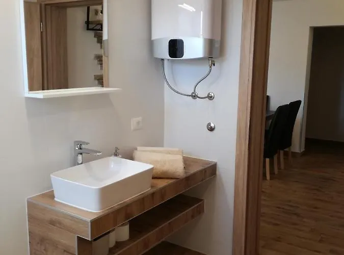 Gracia & Toni Apartamento *