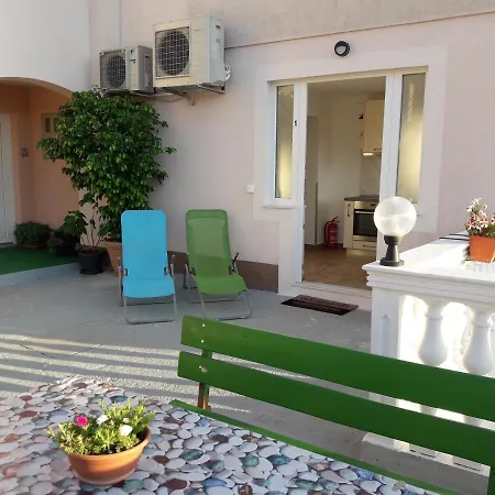 Gracia & Toni Trogir